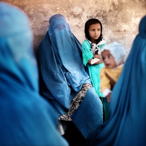 Mujeres en la ciudad de Kabul, Afganistán, 2006. @Alfredo Cáliz