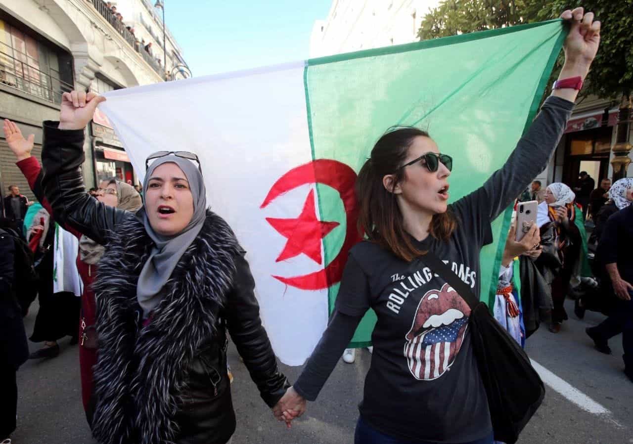 Charla-debate online: Argelia: tras dos años de contestación, ¿a dónde va el Hirak?