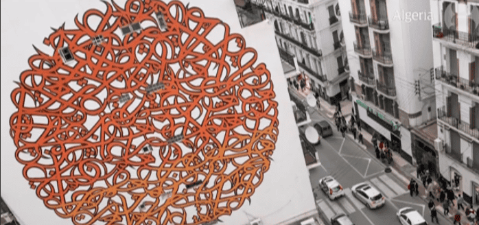 VIDEO. El grafitero franco-tunecino El Seed en su primera exhibición en Londres